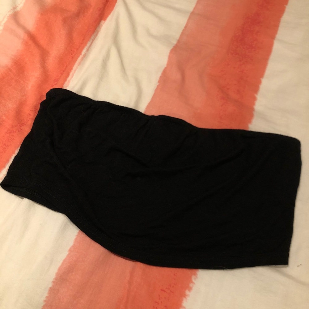 SOLD Boohoo black bandeau 🖤